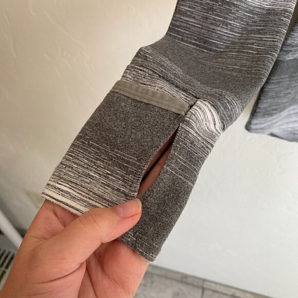 Marmot Hooded Running Pullover Gray Stripe XS - Picture 2 of 11